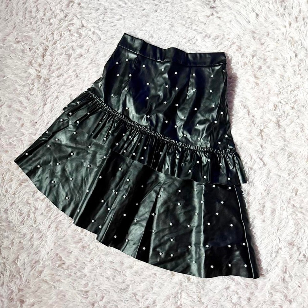 Faux Leather Asymmetrical Chic Pearl Embellished Ruffle Skirt Womens M Coquette